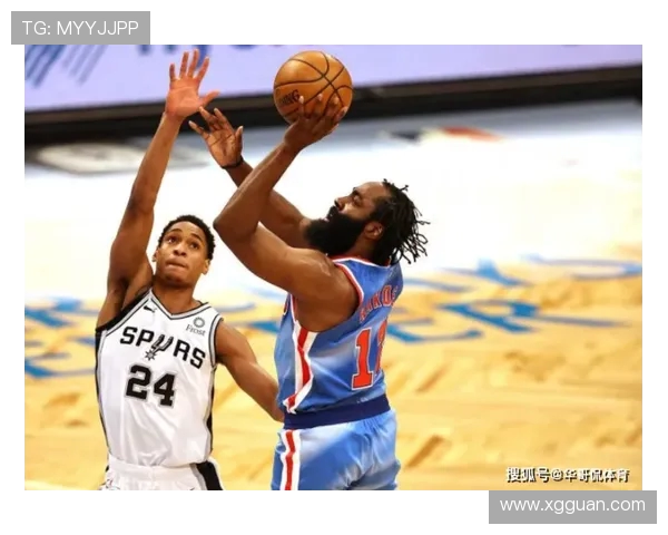 小杨无缘NBA轮换情有可原但英语水平停滞令人遗憾